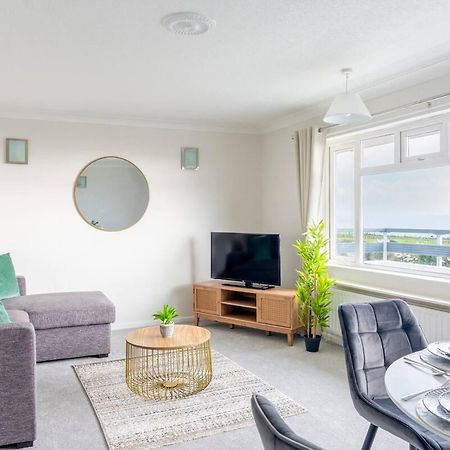 Breath Taking Sea View 2 Bedroom Sleeps 6- Parking Bournemouth Exterior photo